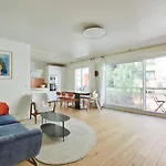 Hidden Gem In The Heart Of Paris\' 11Th District
