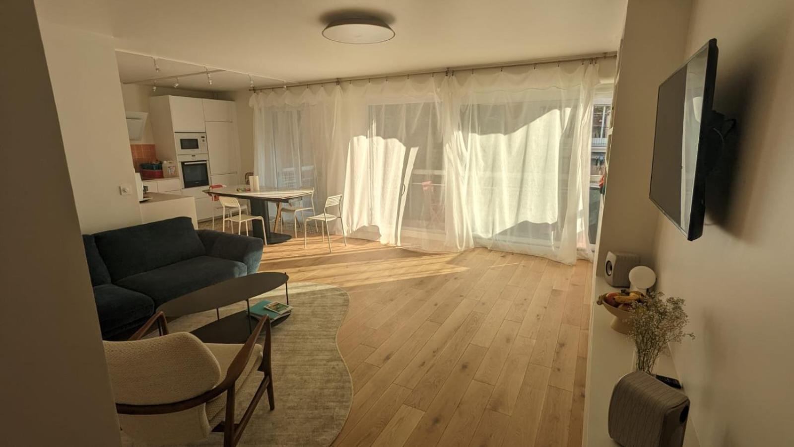 Appartamento Hidden Gem In The Heart Of Paris' 11th District *